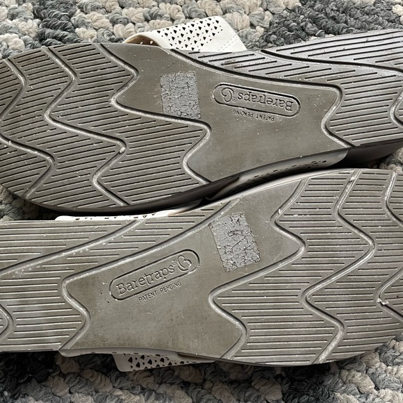 Baretraps White Palm tree Sandal. Size 8 M - Picture 4 of 6